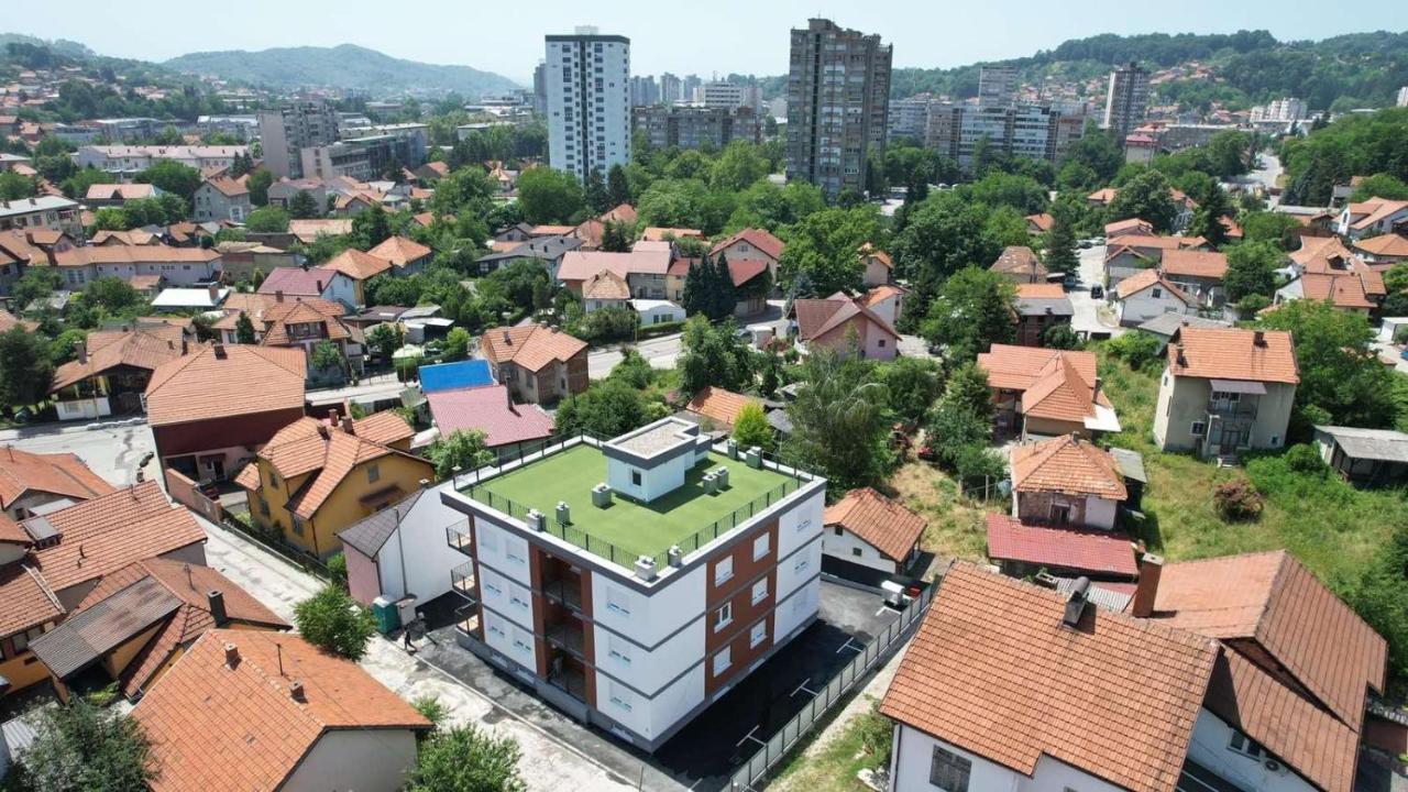 Apartment Vila Idila 투즐라 외부 사진