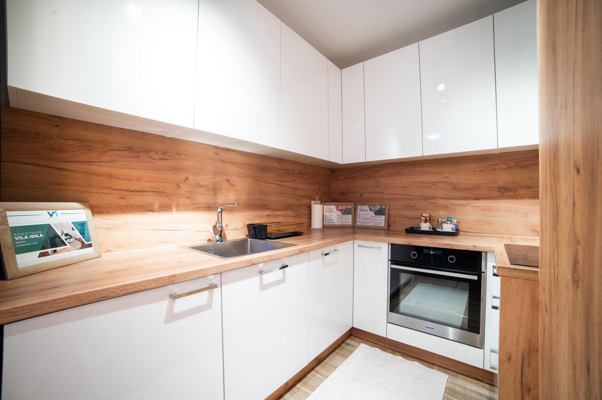 Apartment Vila Idila 투즐라 외부 사진