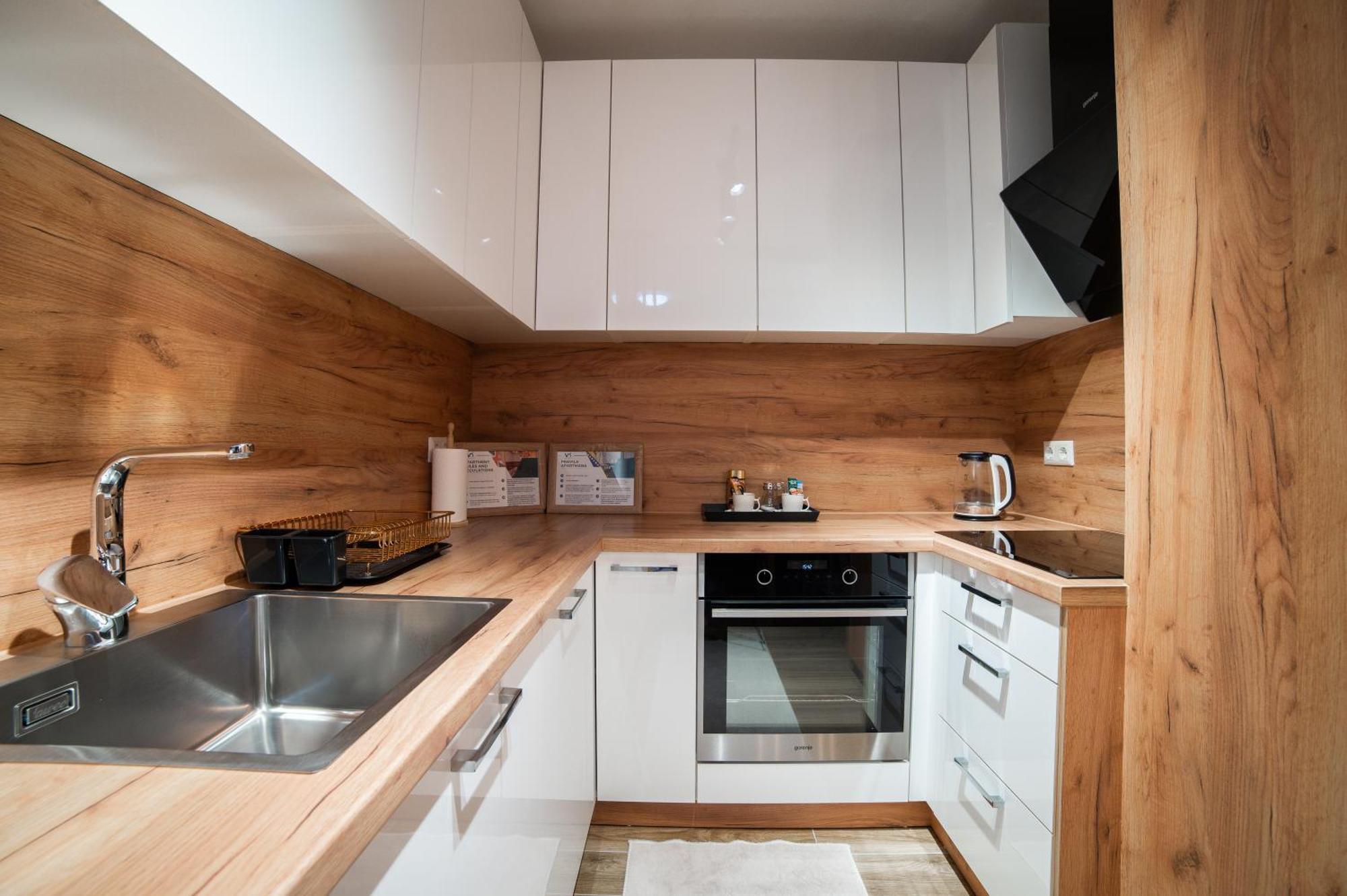 Apartment Vila Idila 투즐라 외부 사진